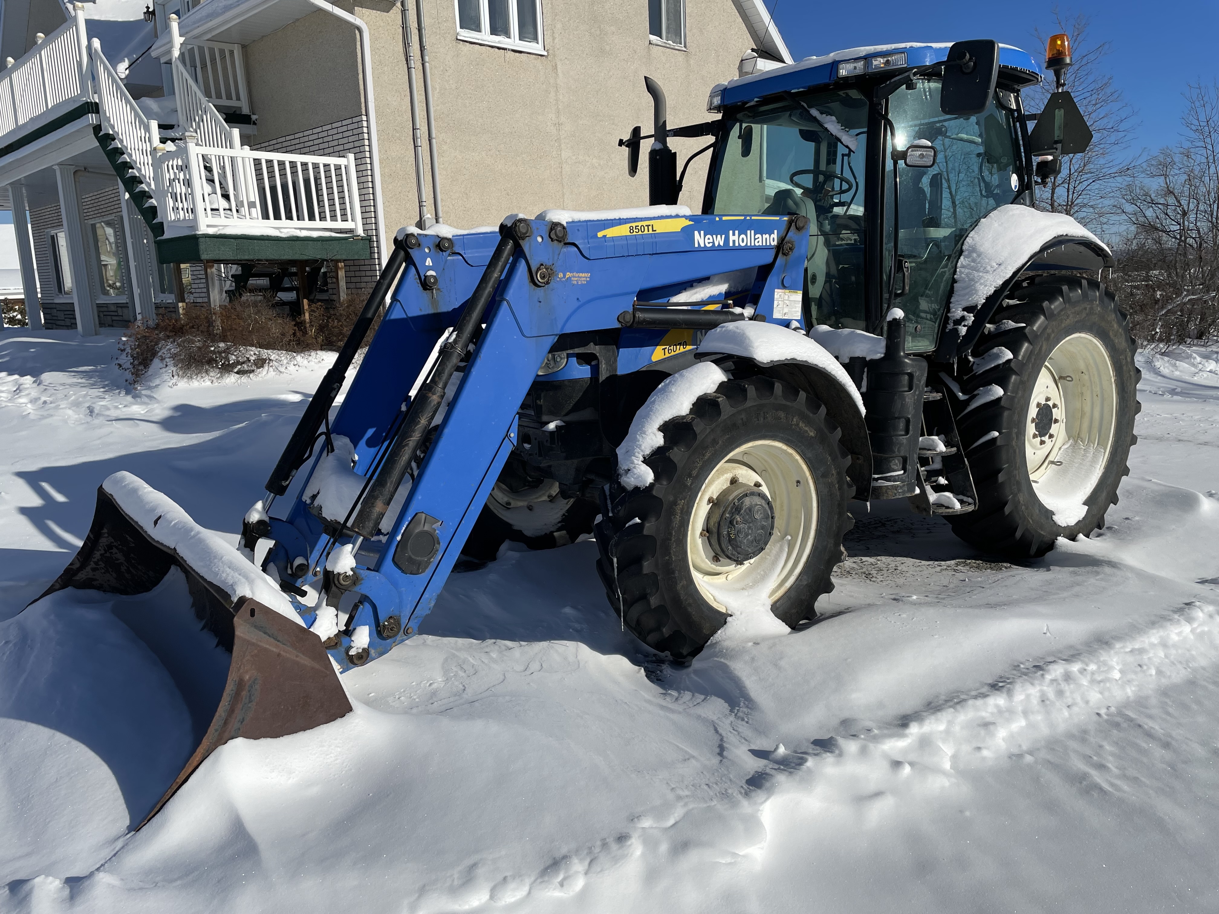 Tracteur New Holland T6070